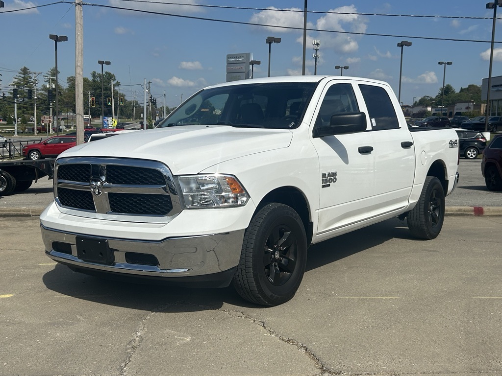 2022 Ram 1500 Classic SLT photo 2