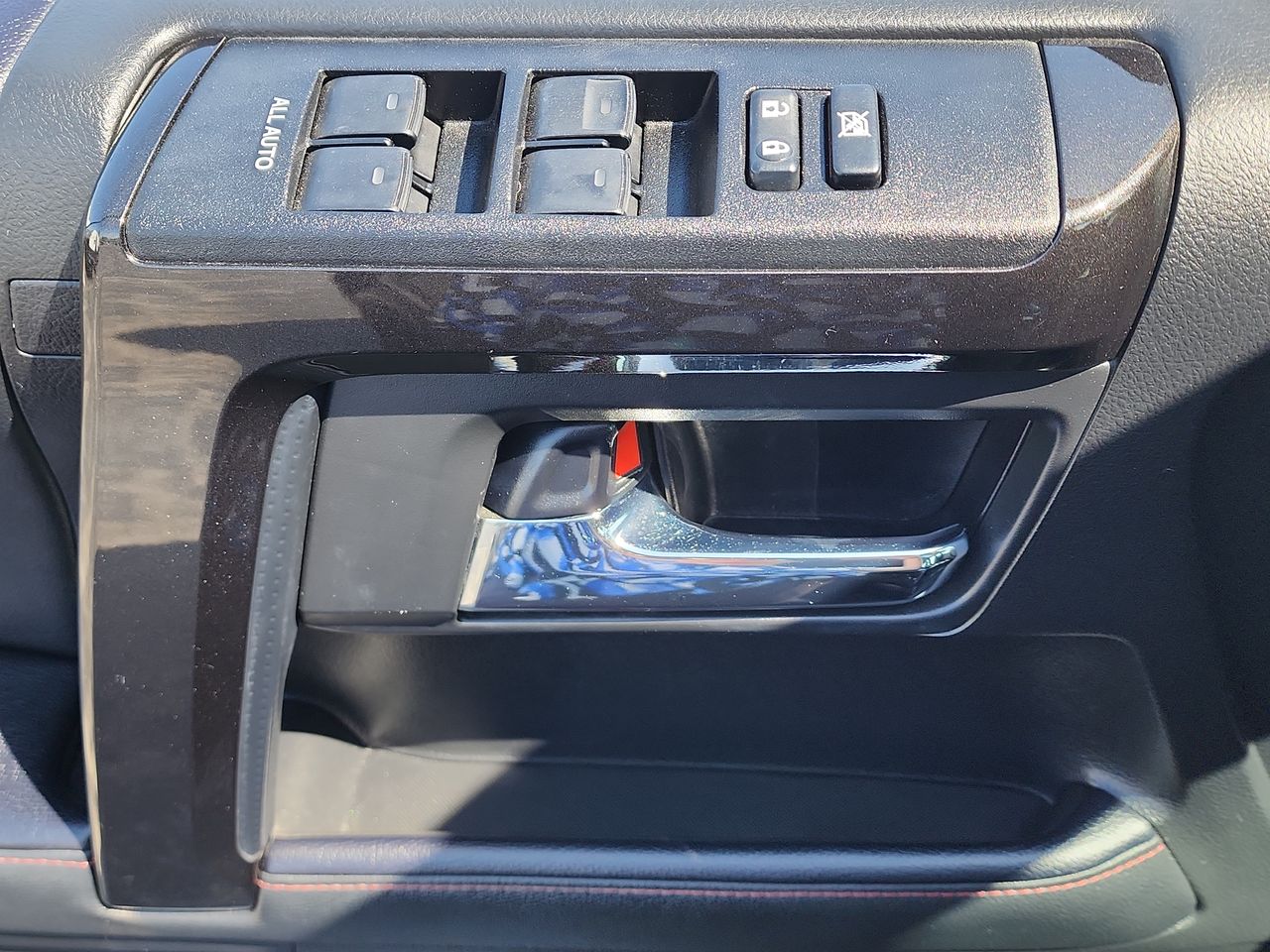 2020 Toyota 4Runner Sport photo 12