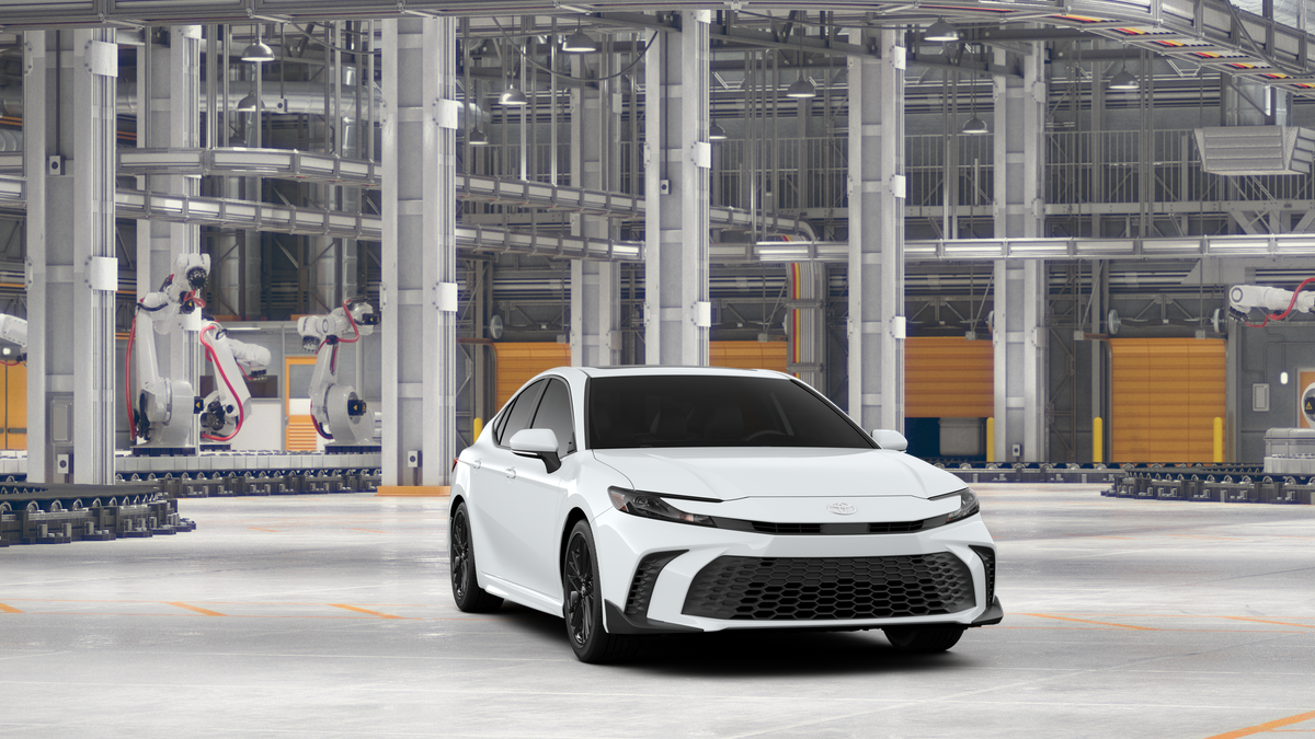 2025 Toyota Camry SE photo 16