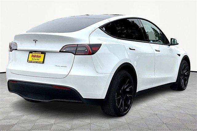 2023 Tesla Model Y Long Range photo 11