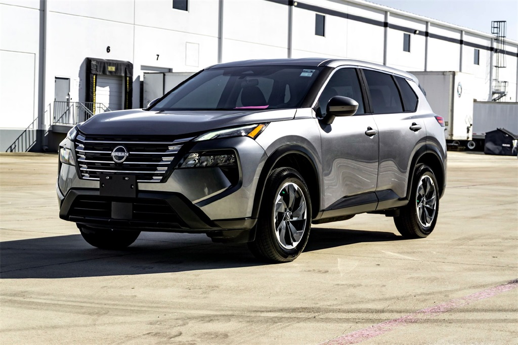 2024 Nissan Rogue SV photo 8