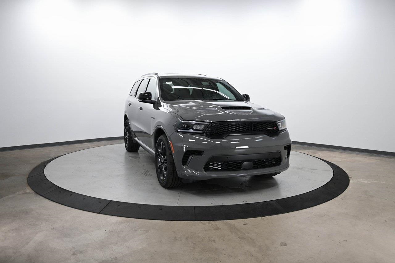 2025 Dodge Durango R/T Plus photo 2
