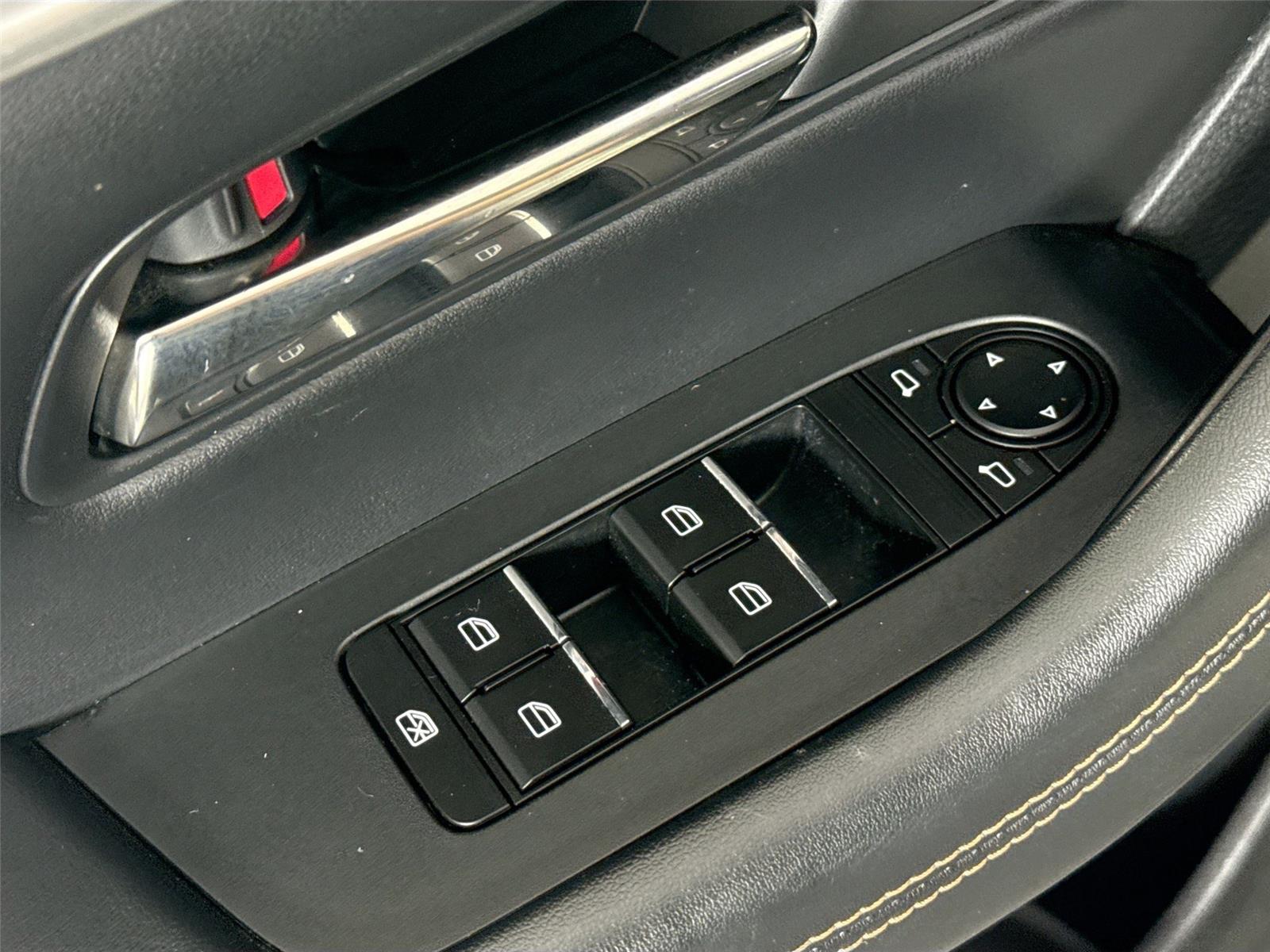 2024 Mazda CX-90 3.3 Turbo Preferred photo 28
