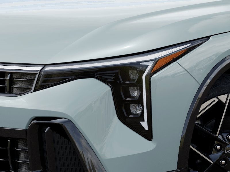 2025 Kia K4 GT-Line photo 9