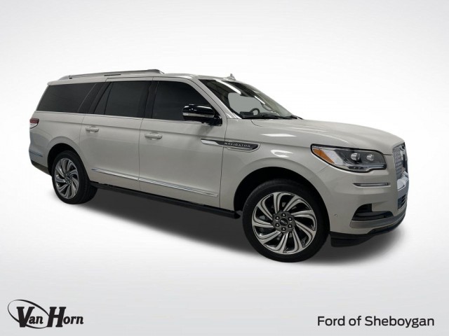 2024 Lincoln Navigator L Reserve
