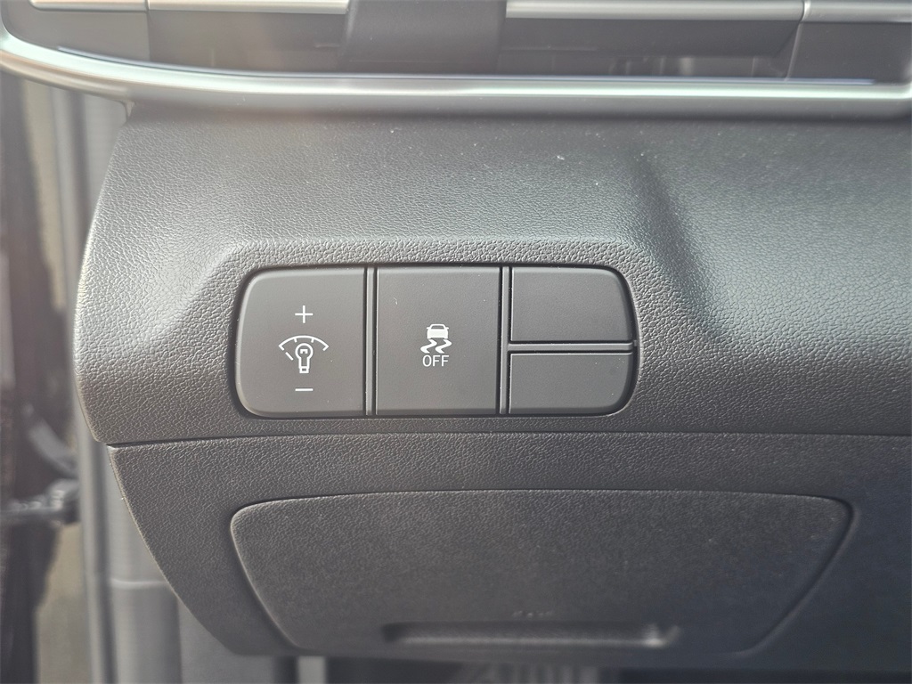 2024 Hyundai Elantra SEL Convenience photo 24