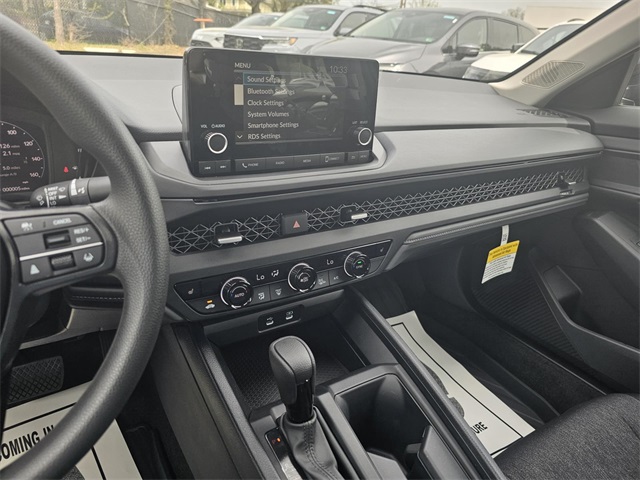 2025 Honda Accord SE photo 19