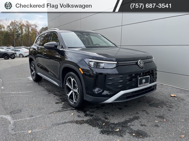 2026 Volkswagen Tiguan SE's photo