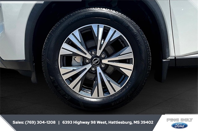 2022 Nissan Rogue SV photo 7