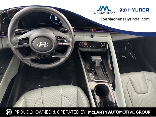 2024 Hyundai Elantra Hybrid Limited photo 19