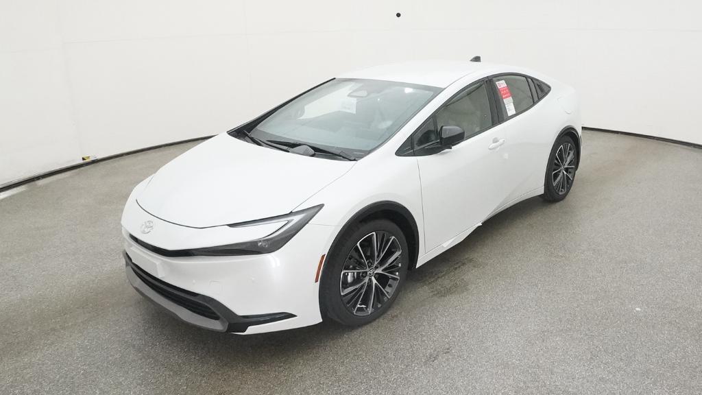 2026 Toyota Prius XLE's photo