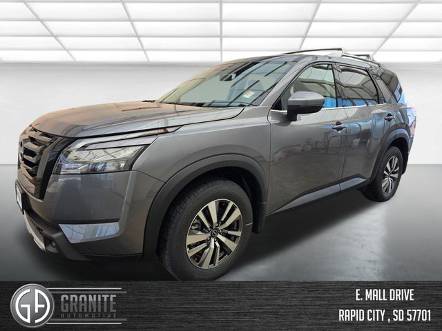 2025 Nissan Pathfinder SL's photo