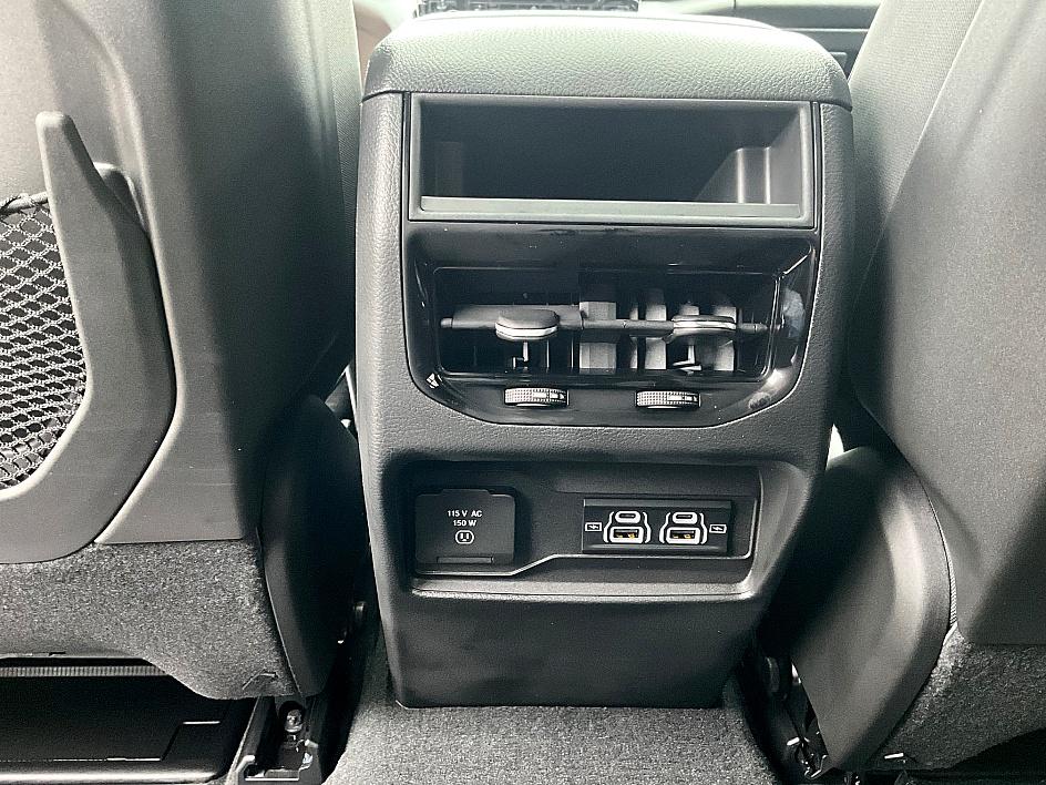 2025 Jeep Grand Cherokee Altitude X photo 30