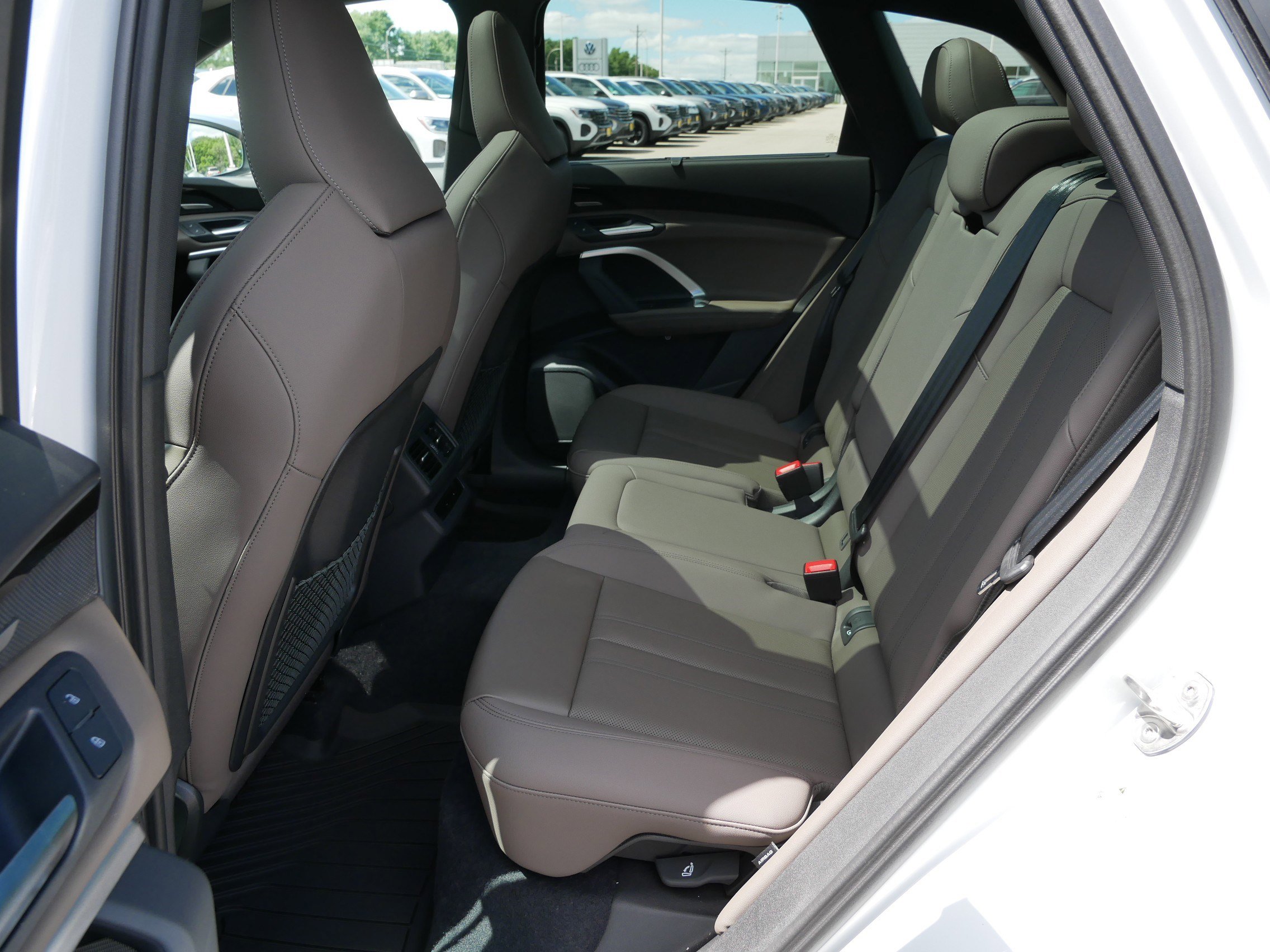 2025 Audi Q5 Premium Plus photo 9