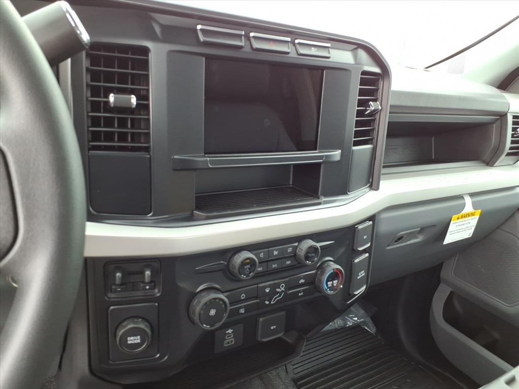 2024 FORD F-350 - Image 41
