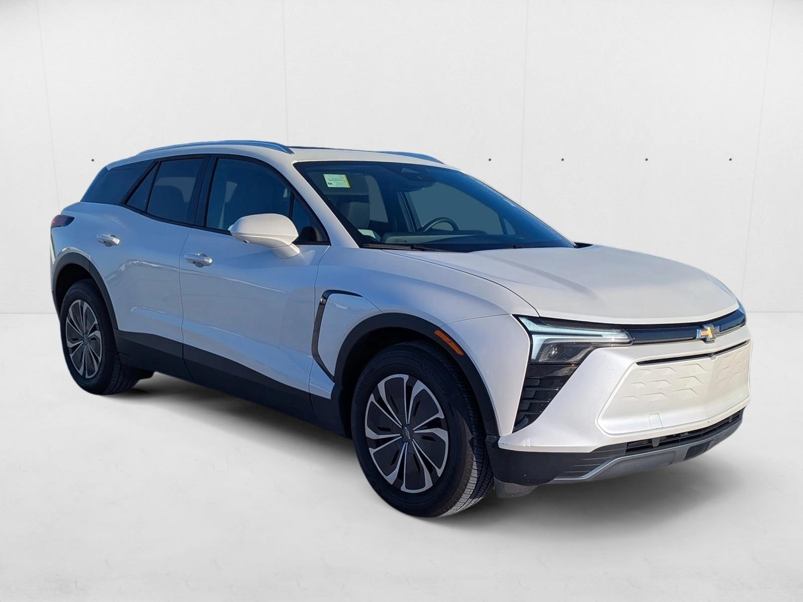 2024 Chevrolet Blazer EV photo 3