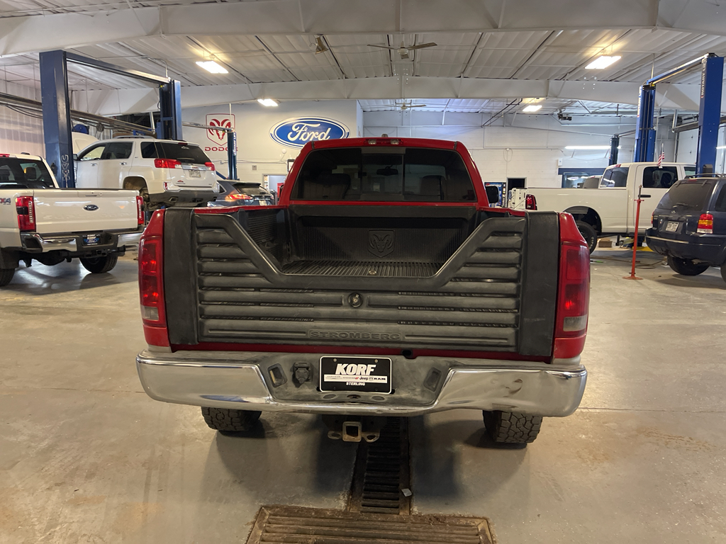 2005 Dodge Ram 3500 SLT photo 6