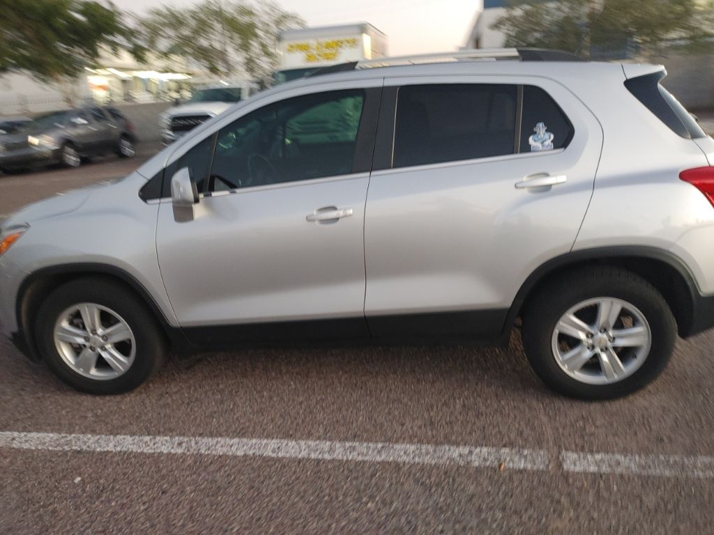 2020 Chevrolet Trax LT photo 9