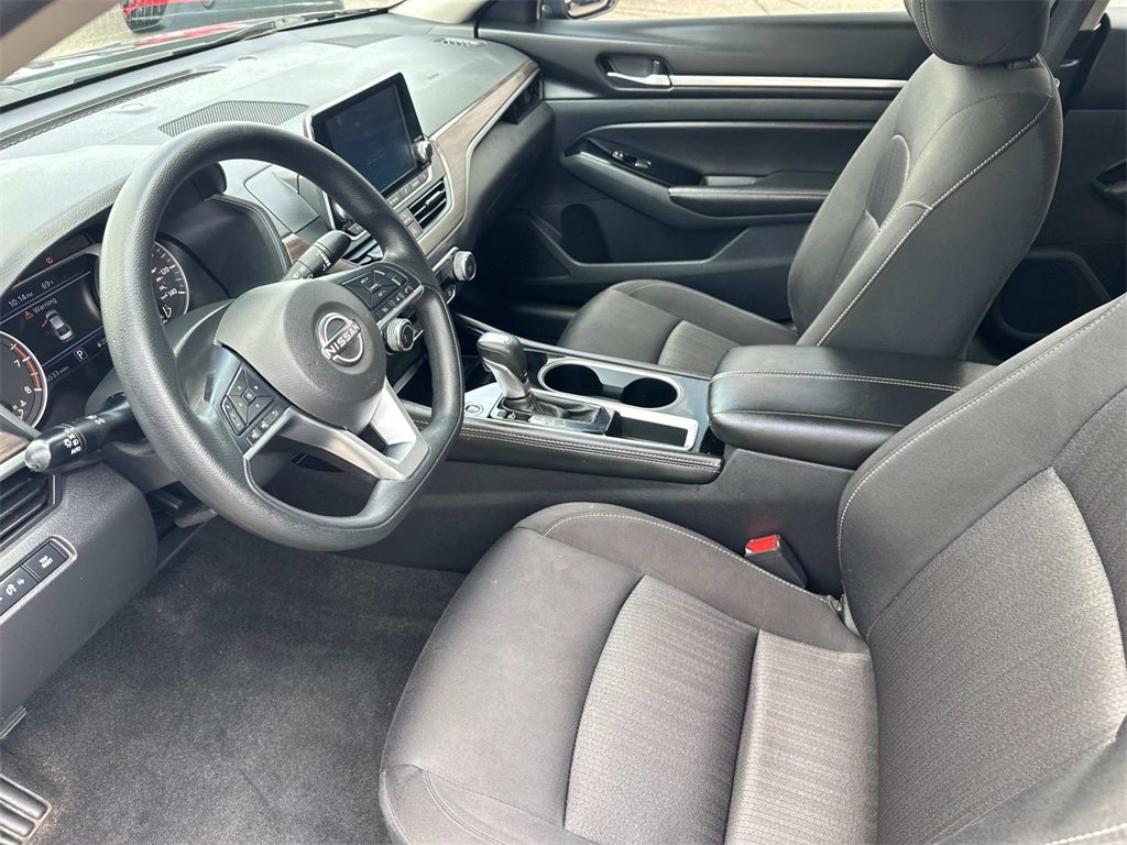 2023 Nissan Altima 2.5 SV photo 12