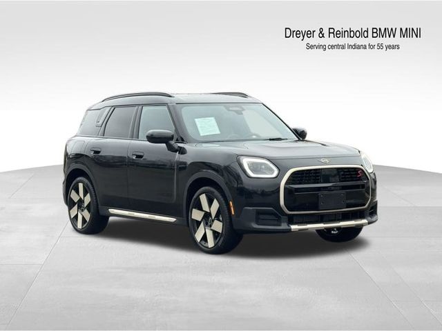 2025 MINI Countryman S's photo