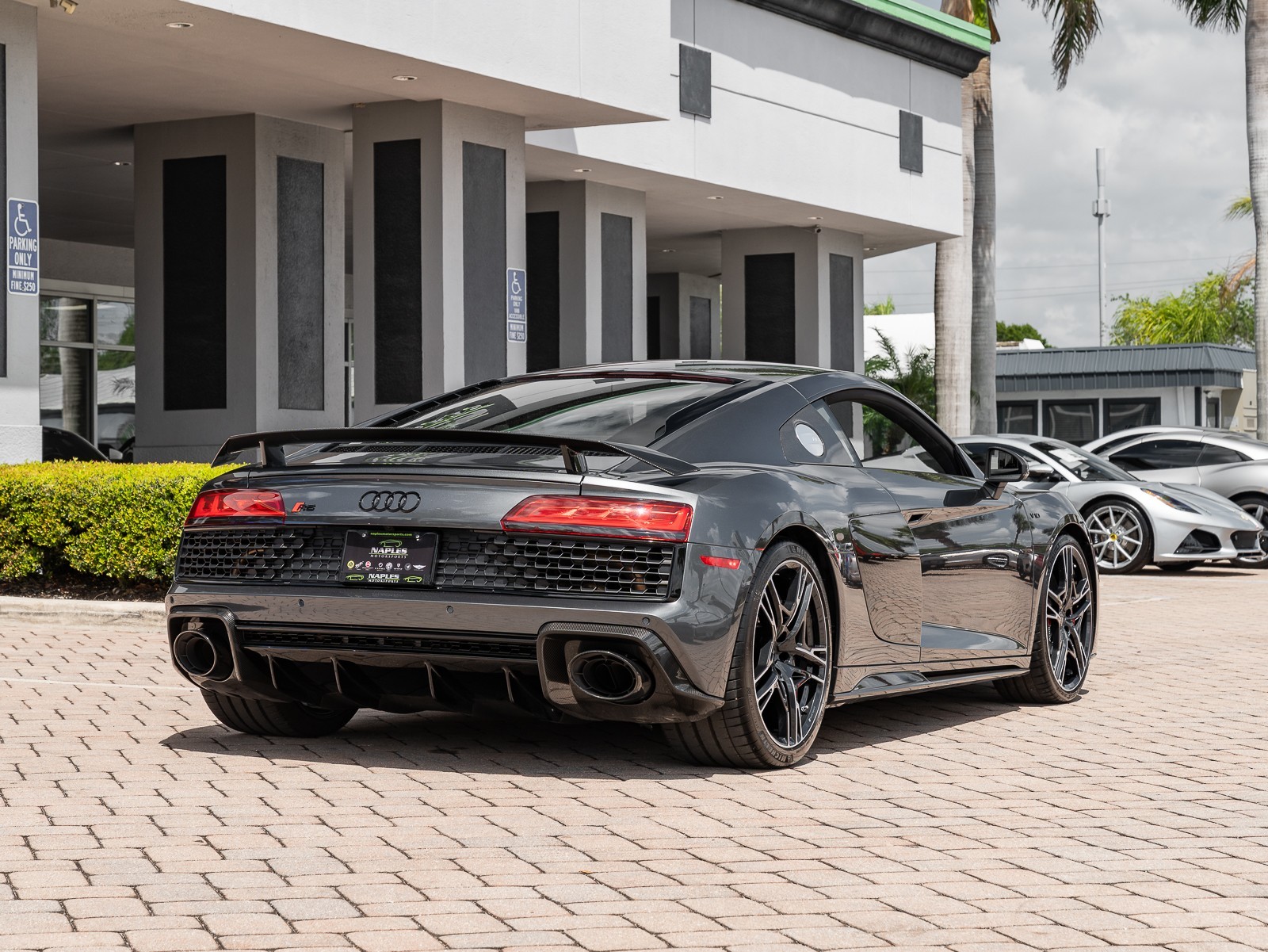 2023 Audi R8 V10 Performance photo 9