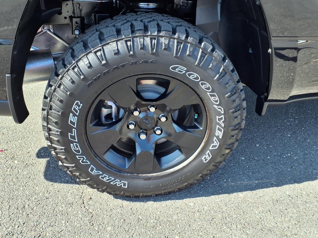 2025 Ram 1500 Warlock photo 22