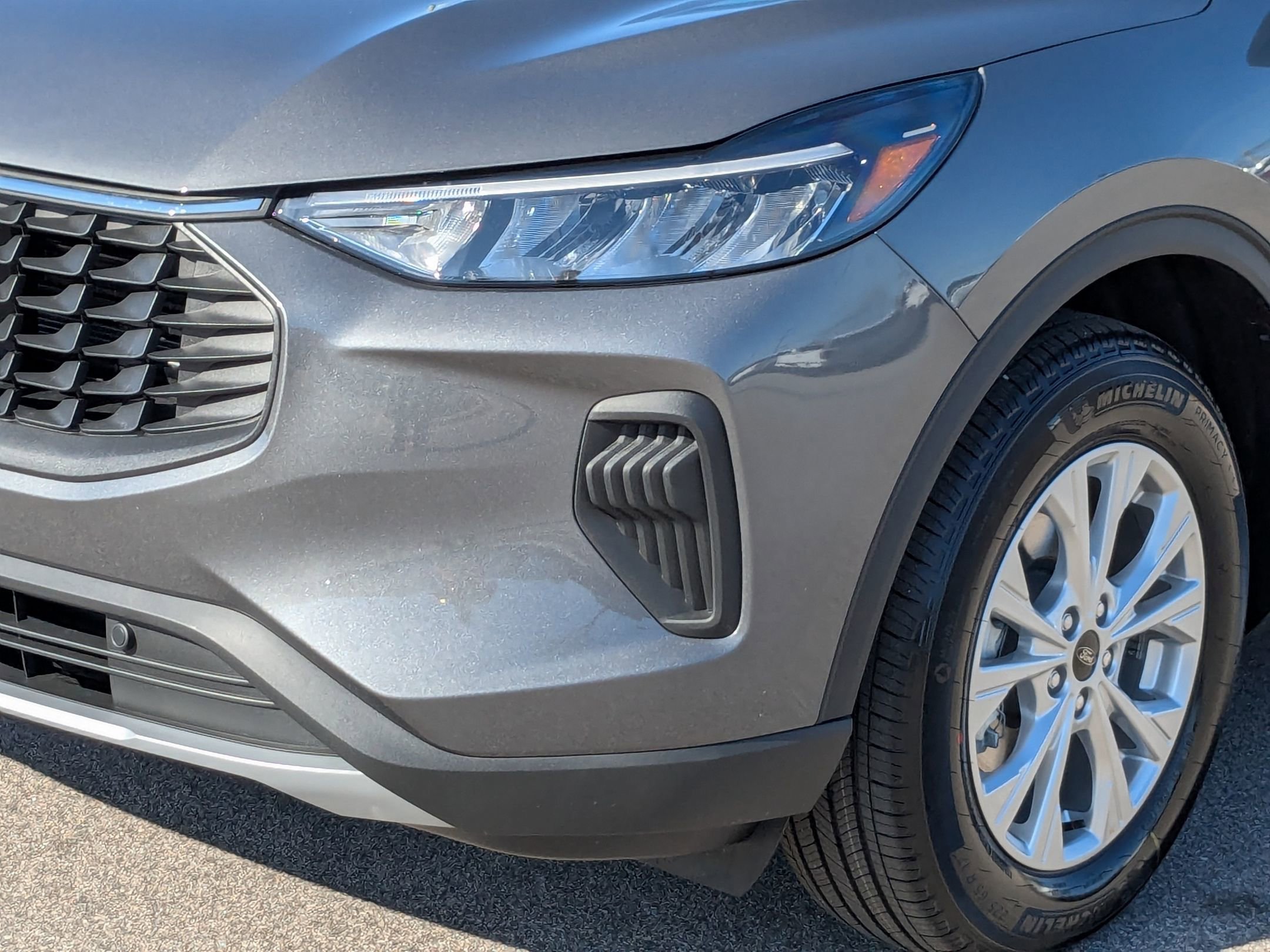 2025 Ford Escape Active photo 2