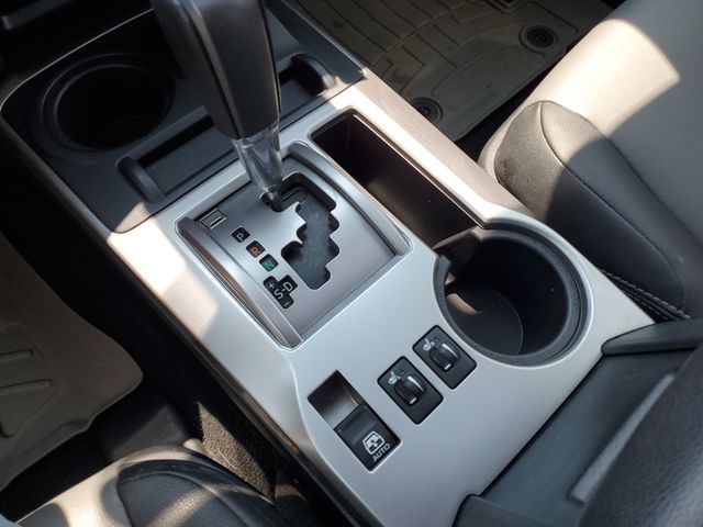 2022 Toyota 4Runner SR5 photo 8