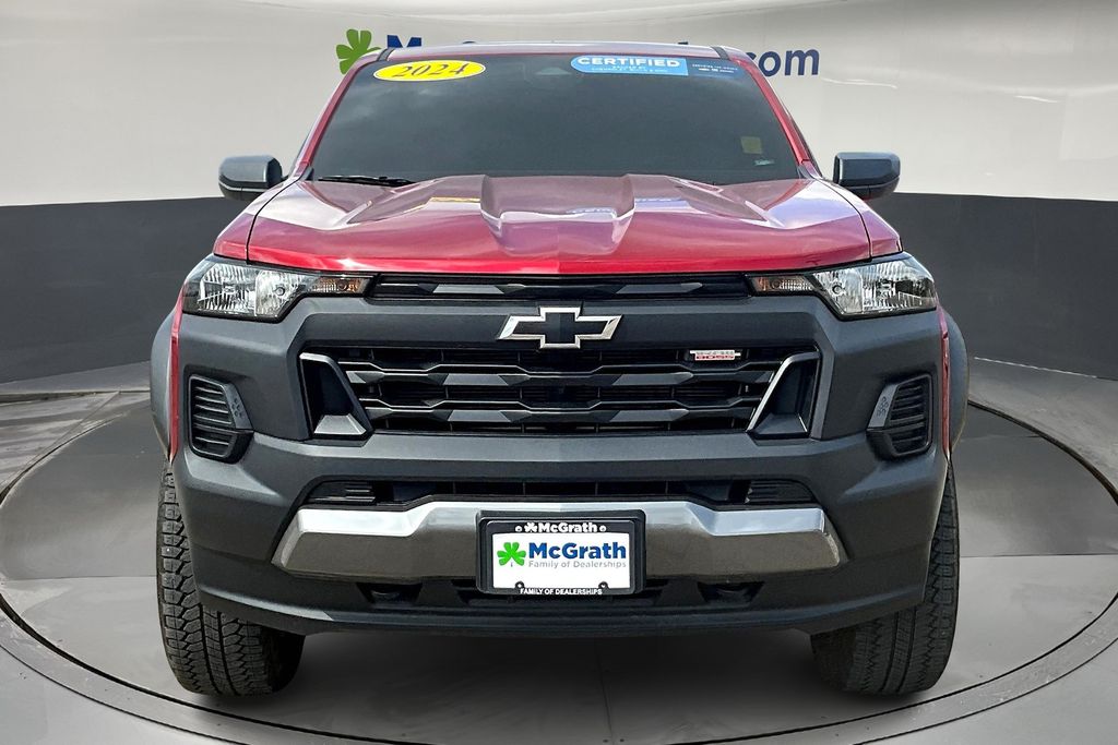 2024 Chevrolet Colorado Trail Boss photo 2
