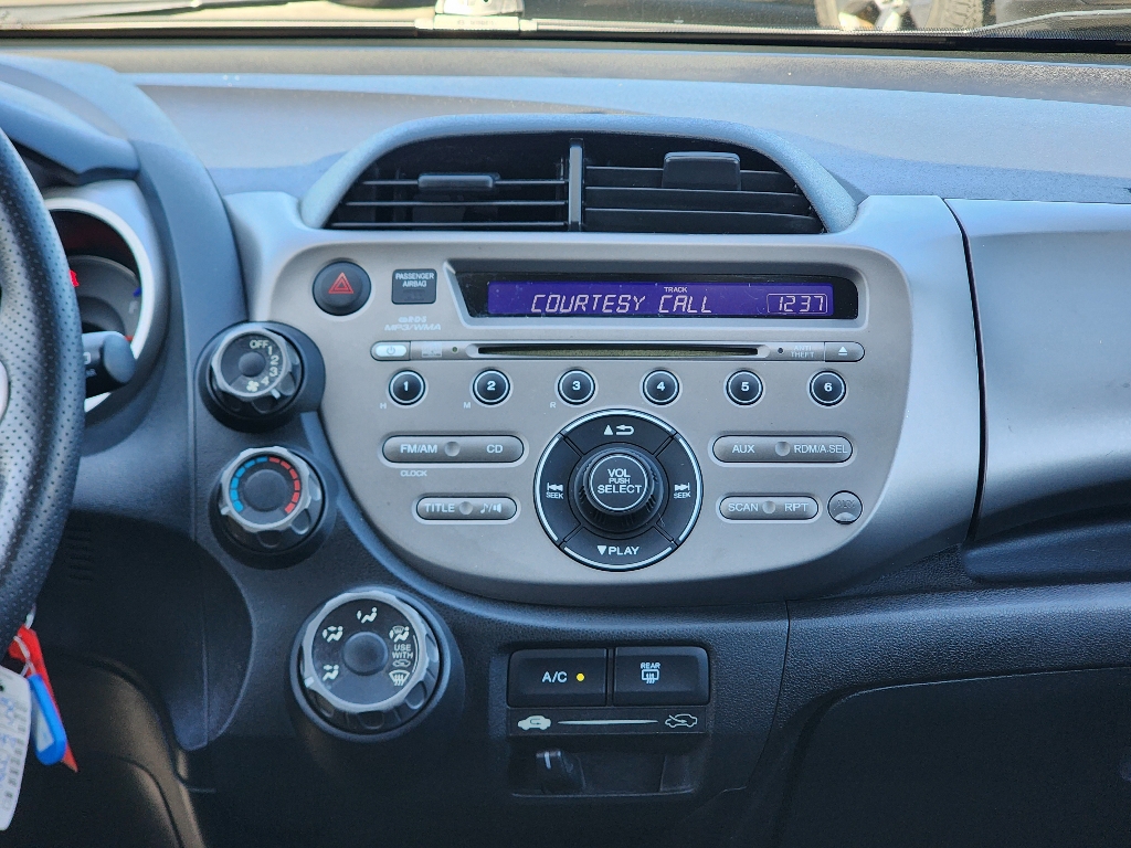 2010 Honda Fit Sport photo 3