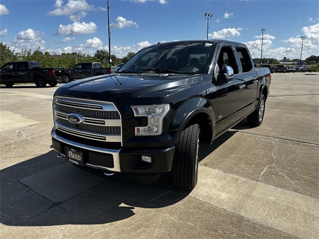 2015 Ford F-150 Platinum photo 4