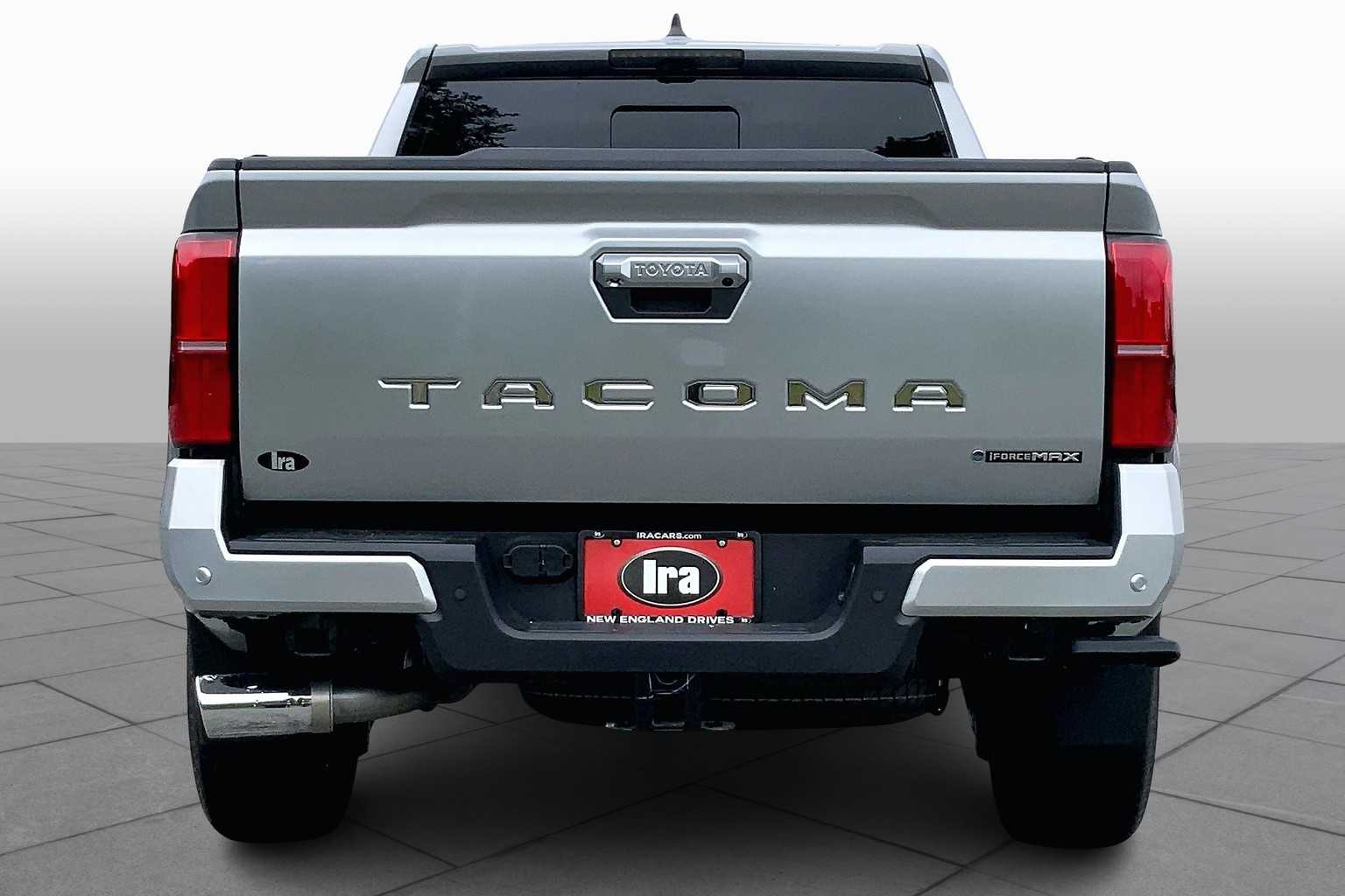 2025 Toyota Tacoma Limited photo 4