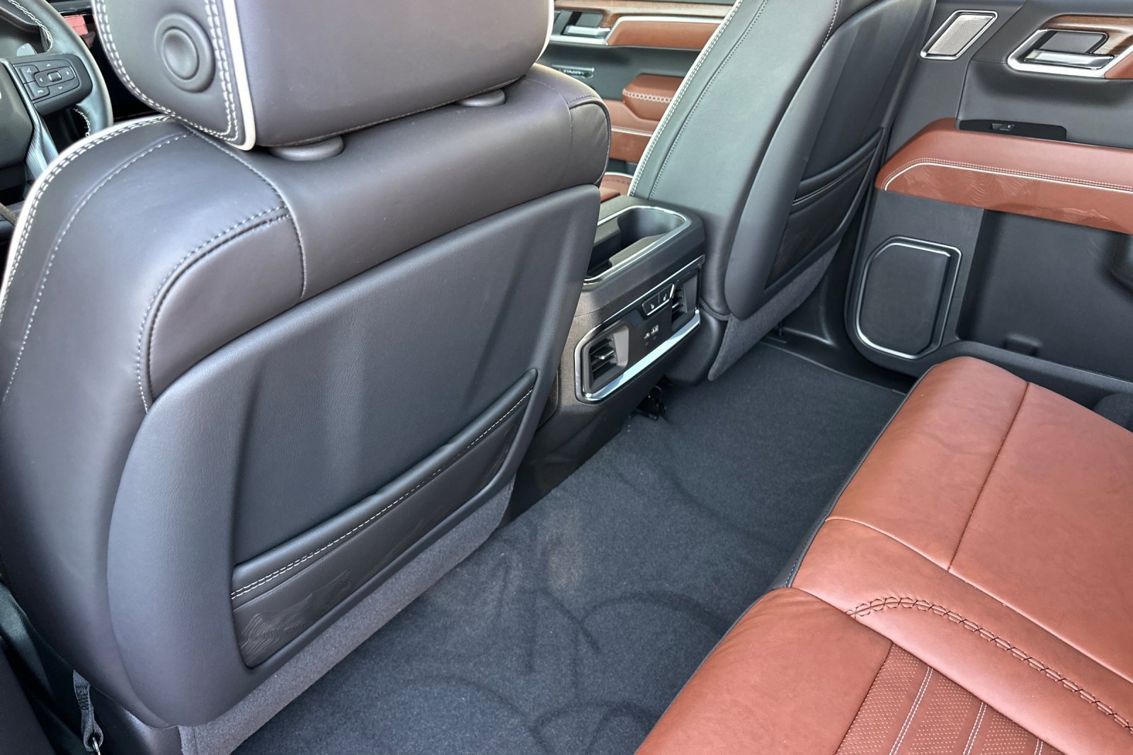 2026 Gmc Sierra 1500 Denali Ultimate photo 10