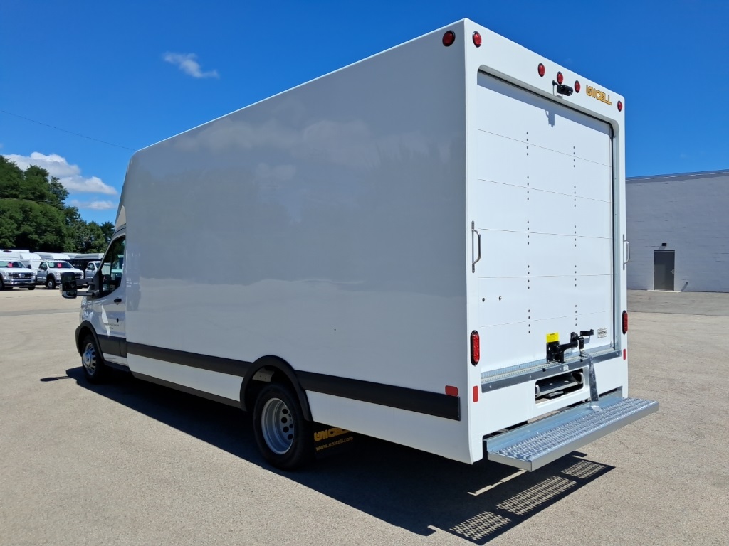 2025 Ford Transit Chassis Cutaway photo 7