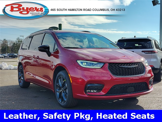 2026 Chrysler Pacifica Select's photo