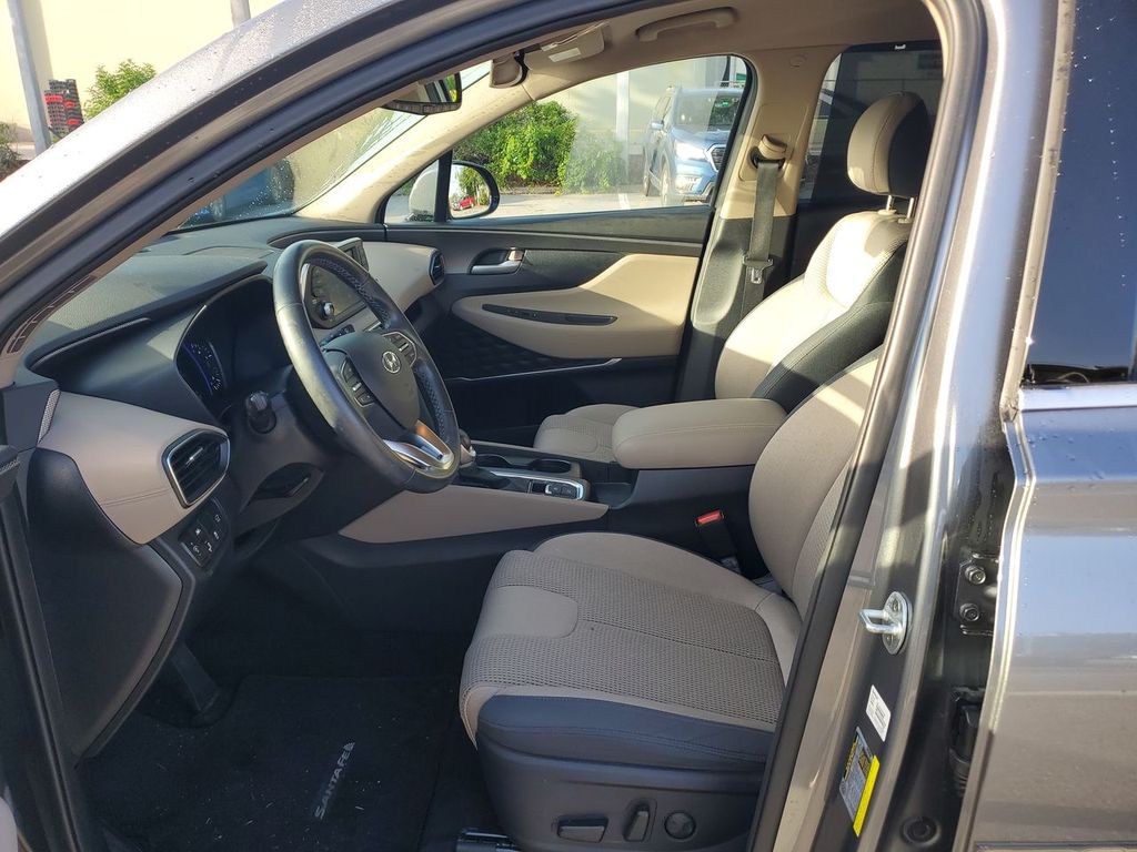 2019 Hyundai Santa Fe SEL Plus photo 23