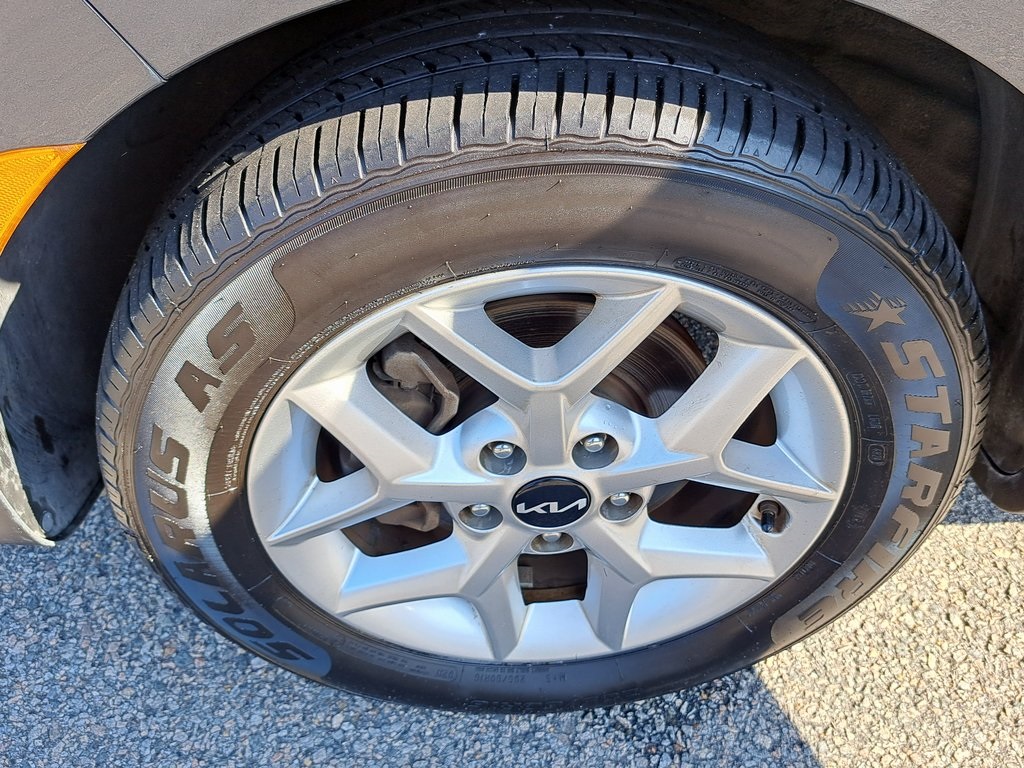 2023 Kia Soul LX photo 27