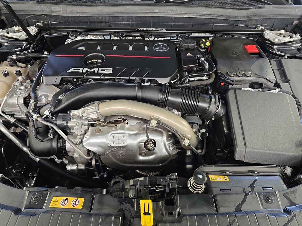 2022 Mercedes Benz GLB AMG 35 photo 30