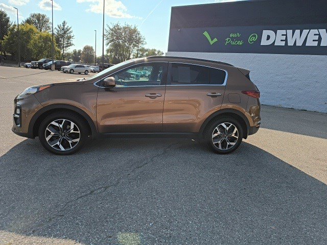 2020 Kia Sportage EX photo 2