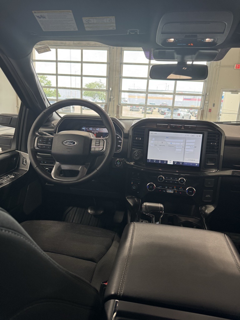 2023 Ford F-150 XLT photo 23