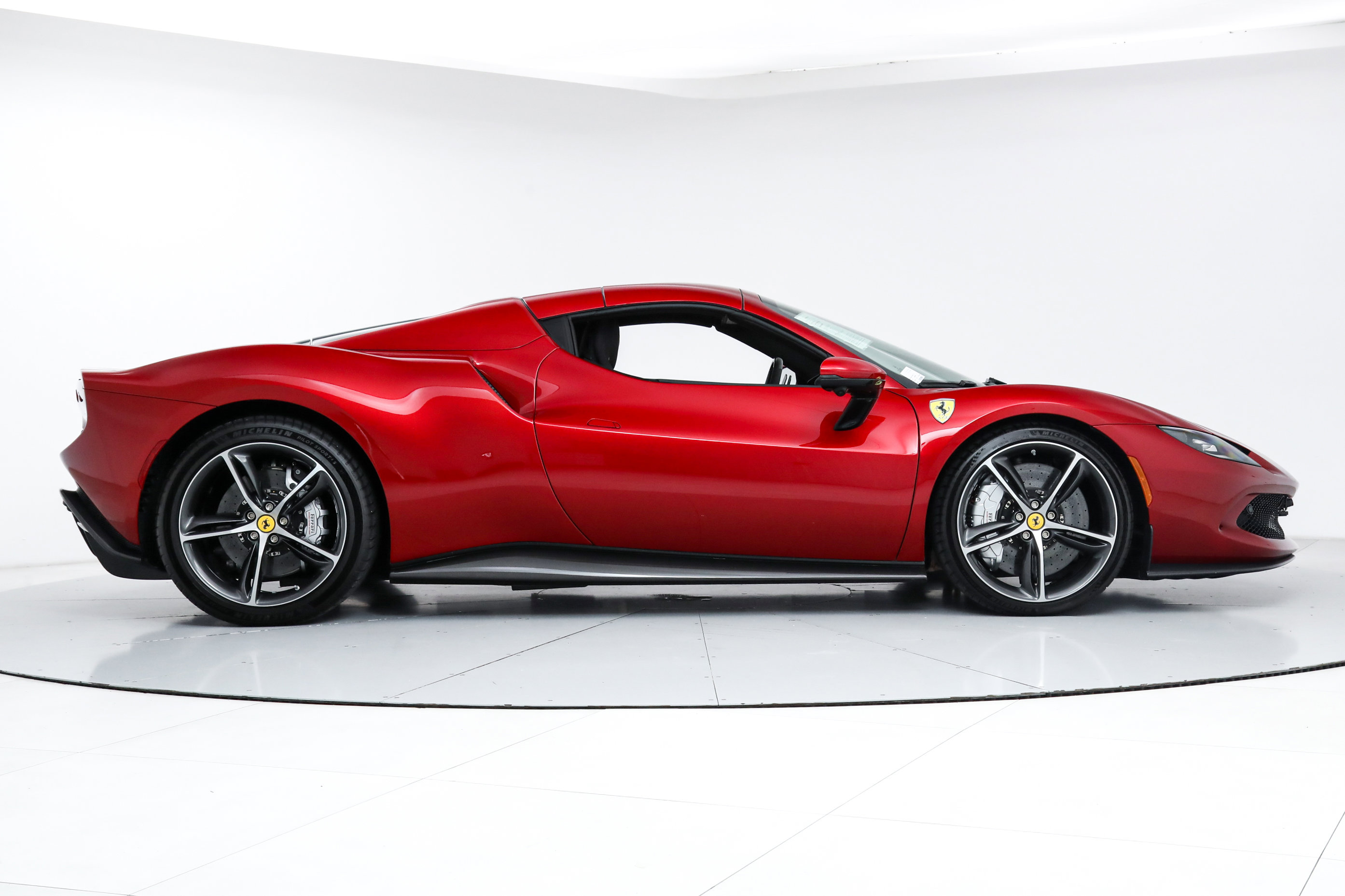 2024 Ferrari 296 GTS photo 11