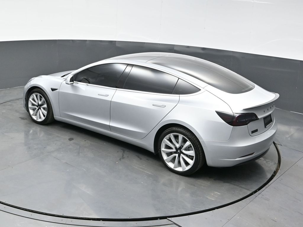 2018 Tesla Model 3 Long Range photo 31