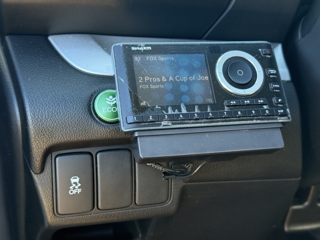 2013 Honda CR-V LX photo 19