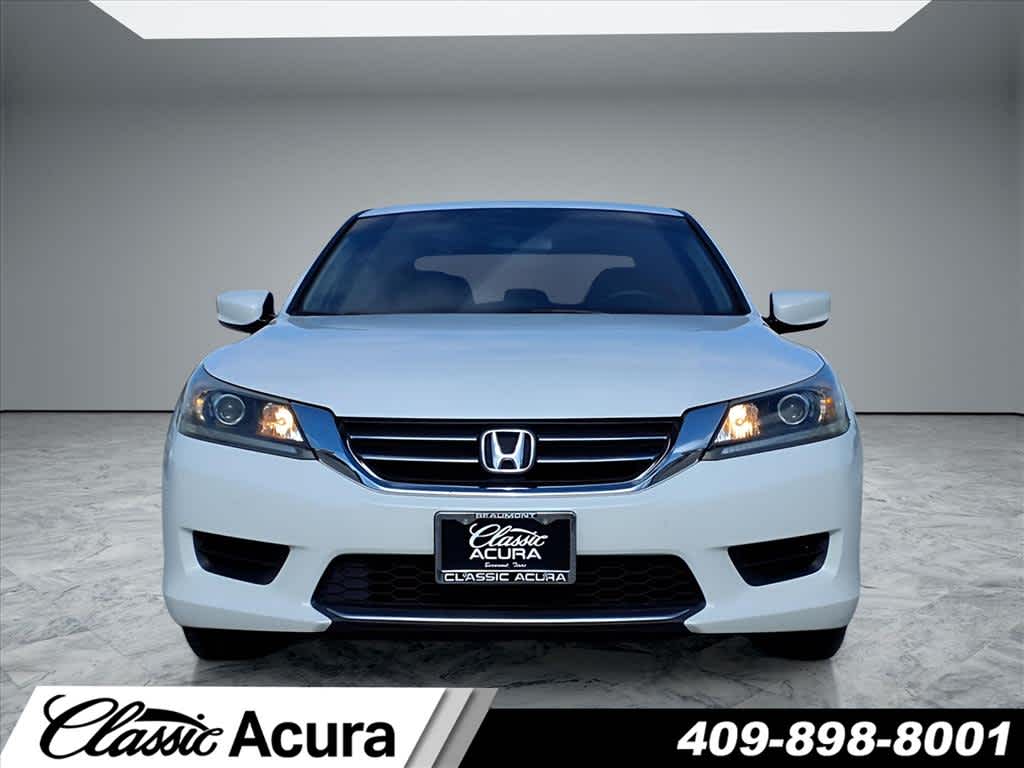 2015 Honda Accord LX photo 3