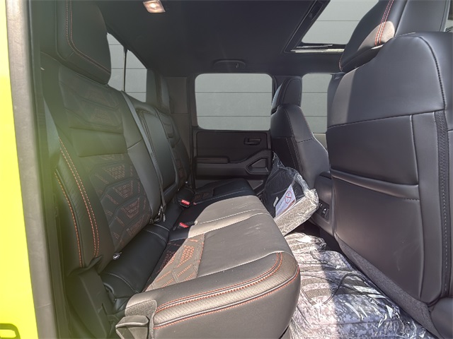 2026 Nissan Frontier PRO-4X photo 10