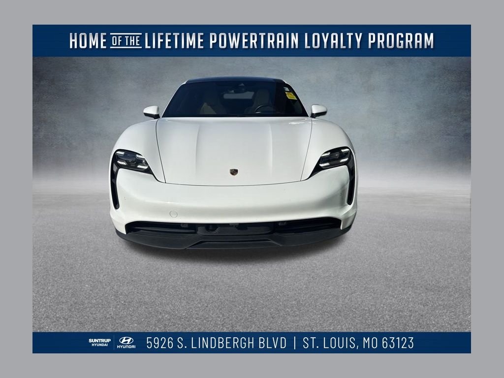 2020 Porsche Taycan S's photo