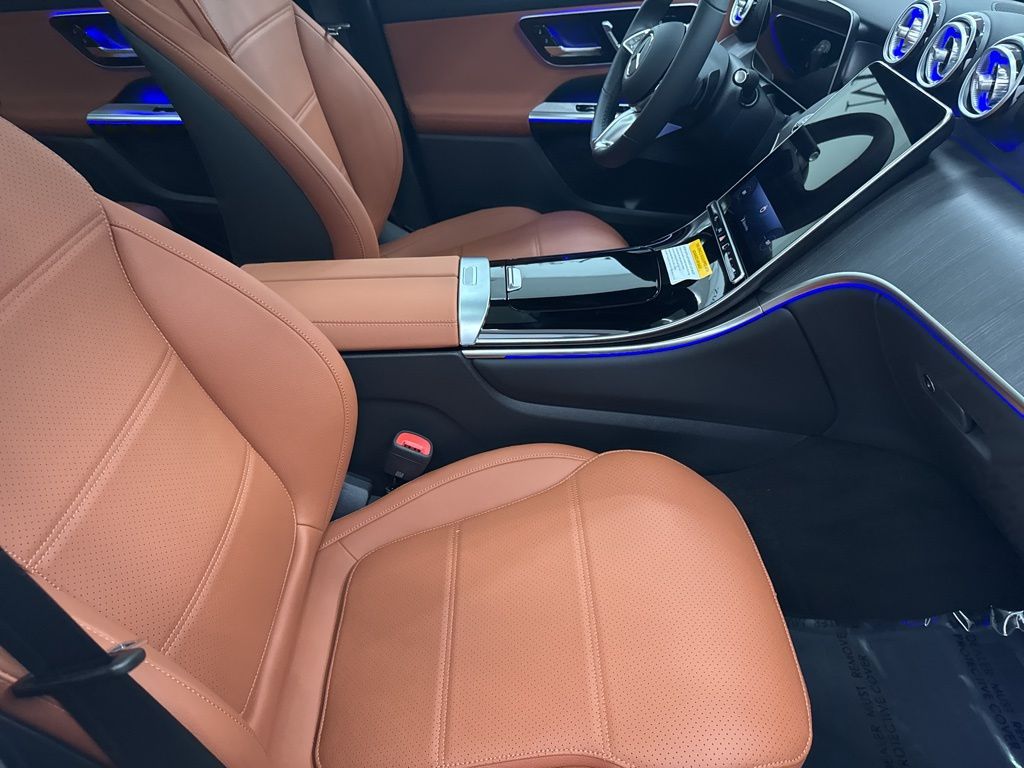 2026 Mercedes Benz GLC 300 photo 27