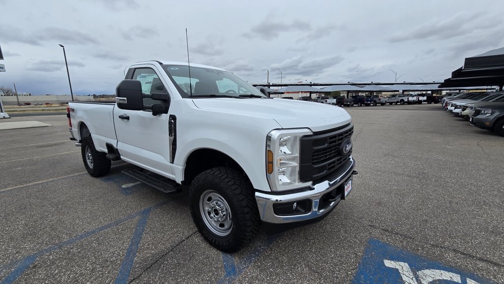 2025 Ford F-250 XL photo 4