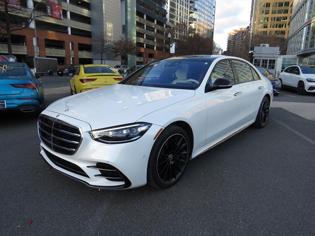 2023 Mercedes-Benz S-Class S 580's photo