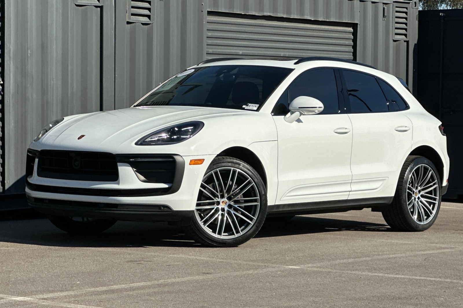 2024 Porsche Macan T